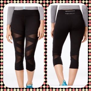 Jessica Simpson new workout crop mesh legging